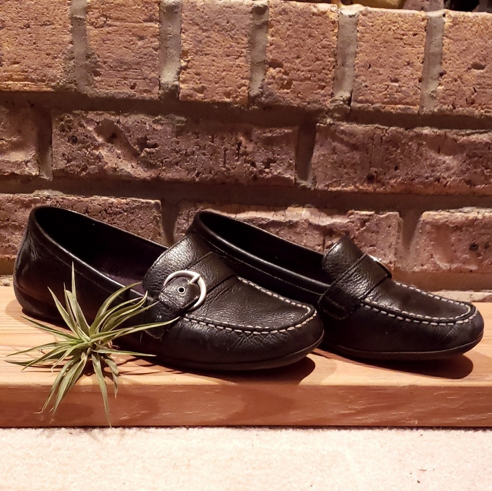 Black Leather Step-in Flats w/ Buckle